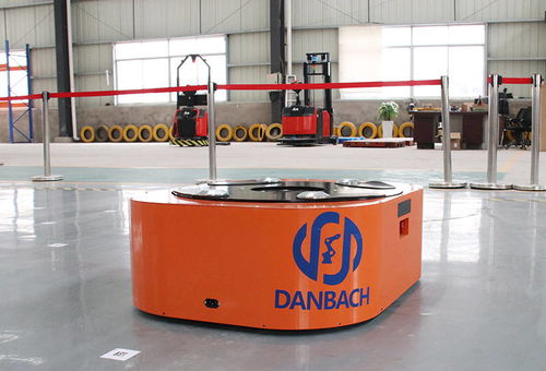 堆垛式AGV叉车 自动化物流的智能核心